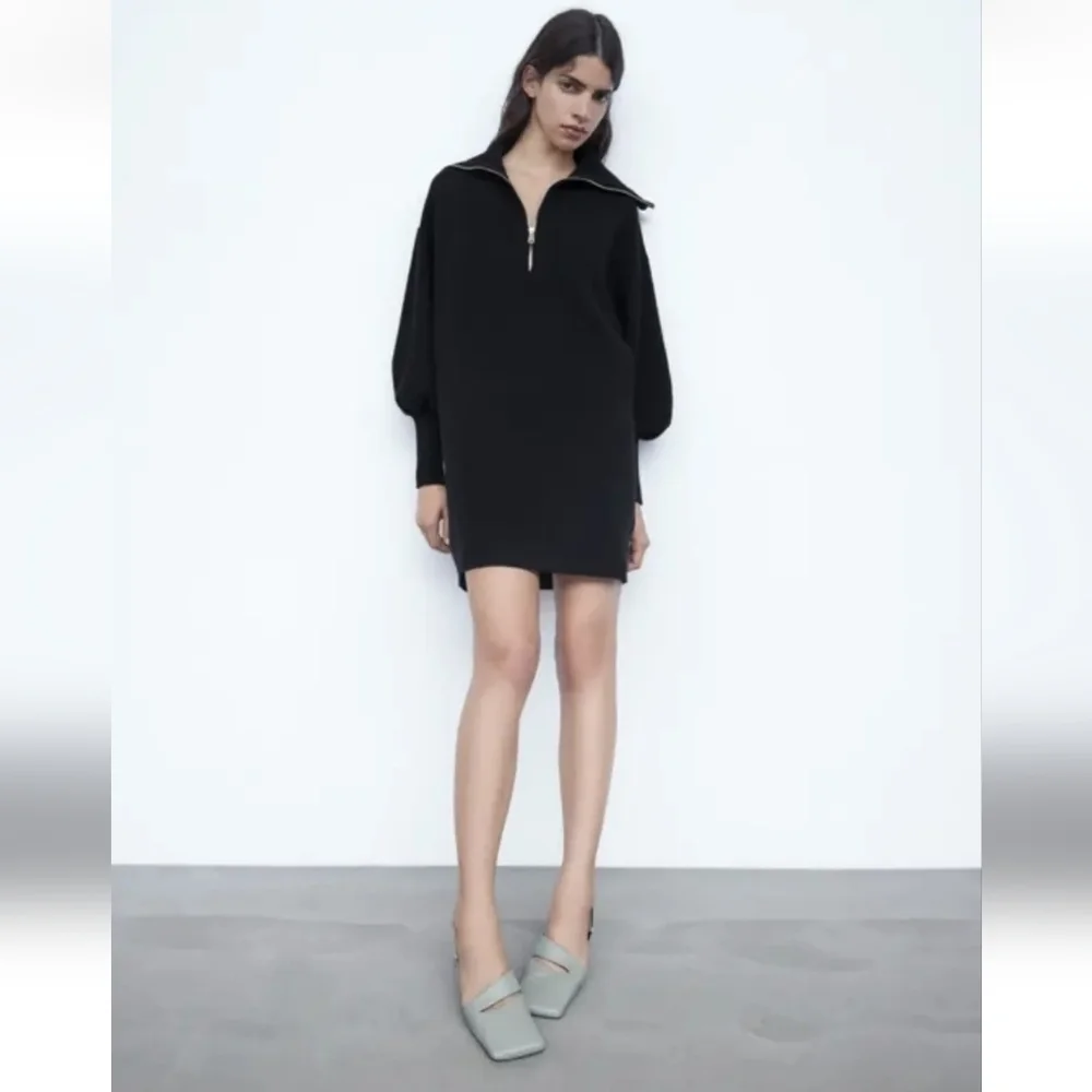 ZARA Black Mini Knit Jumper Dress with Gold Accent Zip Size Medium - Picture 1 of 9